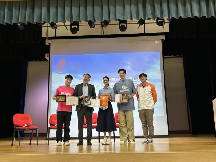 張永漢慈善基金會創辦人張永漢(左二)在分享會上闡述，運動不僅促進身體健康，更能對孩子的心靈產生深遠影響。